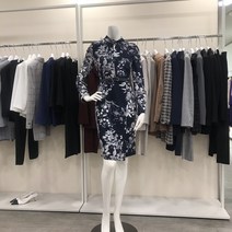 케이엘 KL 중앙로 고급무드 플라워패턴 반목넥 언발앞트임원피스