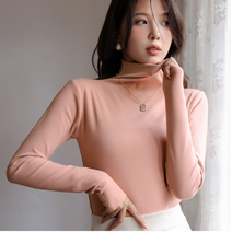 보들보들 피치기모 하프넥티셔츠