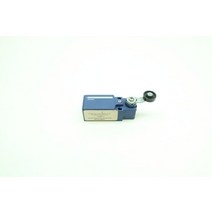 TELEMECANIQUE XCKN2118G11 리미트 스위치 240V-AC D618187