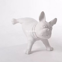 오줌싸는 불독 장식품 귀여운 소품 화이트