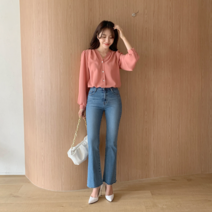 리엘라 리노츠 V넥 버튼 셔링 블라우스