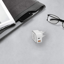 델브 USB-C PD 3.0 & 퀵차지 듀얼 초고속 충전기 2포트 18W