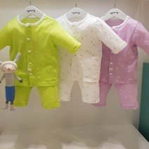 아가방 22 초가을 베이비페어! 어메이징급 보드랍따 바람슝 칠부 7부 실내 상하세트! 사계절중 제일 많이 찾는 7부 상하복! 실내 놀이복으로 이너로도 오케이 무형광 면 100%