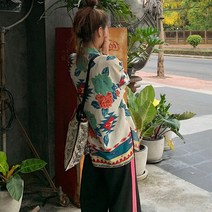 퀸앤조이 에스닉 플라워 7부소매 블라우스