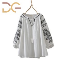 Dige 여성 여름 자수 티셔츠 7부 면티