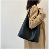 여름 통근백 고퀄리티 토트백 대용량 크로스백 버킷백 SWB2104005J