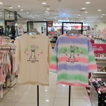 셀덴 [동아백화점 수성점] 22년 SS시즌 간절기 귀여운 토끼 프린트 레깅스랑 코디하기 좋은 루즈핏 라운드 나염 7부 롱티셔츠 EDLA22S53-01