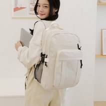 캐주얼 심플 백팩 학생 가방 인형 뱃지 포함 _ 257829EA