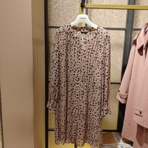 프로그램NC해운대점85파격할인프린트핀턱롱블라우스P203B040