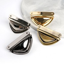 아유디 가방 잠금 삼각 버클 4컬러 잠금장식 마크라메 재료 명품 가방 부자재, 삼각잠금버클, 골드