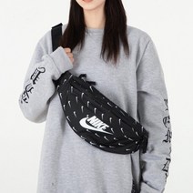 나이키 폴리 우븐 스우시 패턴 크로스백 웨이스트 힙팩 가방
