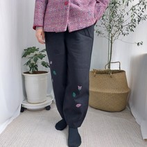 [오는정패션] 국산 겨울바지 면엠보패딩 고무줄 항아리 몸빼 알라딘 꽃무늬자수 큰바지 엄마 할머니 선물