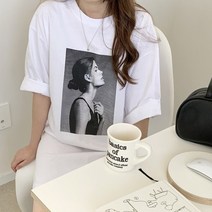 여자 모던 흑백 사람 얼굴 프린팅 박시핏 미디원피스