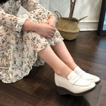 티투알 T2R 8cm키높이 초경량 스폰지 통굽로퍼 유나 W212 블랙 아이보리 그레이
