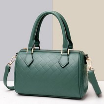 명브띠 직사각 라운디 퀼팅 여성 핸드백