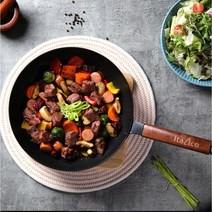 이탈리코 벌집패턴 육각 티타늄 코팅 오일로드 28cm 탄소강 무쇠 인덕션겸용 IH 주물팬 궁중팬 웍 100%국내생산, 28cm 이탈리코 궁중팬, 1개