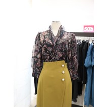 아이잗컬렉션 에스닉 패턴 러플 카라 블라우스 CK8A0BL79(1355415)