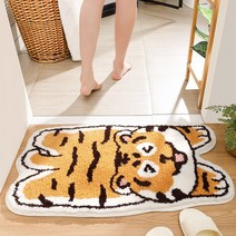 미니 호랑이 캐릭터 발매트 러그 귀여운 침대밑 데코 비정형 모양 동물 아기방 현관 카페트