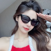 선글라스 안경 여자 멋진 패션 눈부심 여성 한선화 지민 서울체크인 유재석 손예진 이영애 산꾼도시여자들 이일화 사랑의불