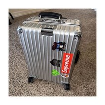 리모와 클래식 캐빈 S 실버