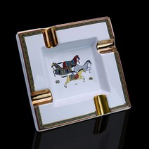 코이바 코히바 쿠바산 시가 재떨이 나무 원목 보관함, 말 갤럽