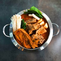 <이로운감자탕> 묵은지 감자탕 2인분 국내산 뼈해장국 밀키트 2.5kg, A.풀팩(야채/사리 포함)” class=”wr-img”></a></div>
</p></div>
</p></div>
</p></div>
<div class=