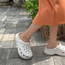크런치 키높이 스트랩 샌들 6cm + 지비츠