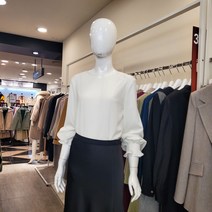 블루페페 NC중앙로 소매프릴 기본 블라우스 211MSC801