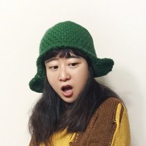 [바보사랑] 도톰 뜨개 니트비니 귀달이 모자햇