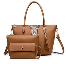 글램디브 브튼 뱀피 빅백 A02088