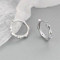 QMCOCO 실버 컬러 미니 레트로 세련된 디자인 대나무 귀걸이 여성 파티 절묘한 보석 학생 선물 트렌디 액세, 01 E1261