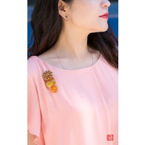 [나스첸카] 쇼스타코비치 제1번 _ 호박 브로치
