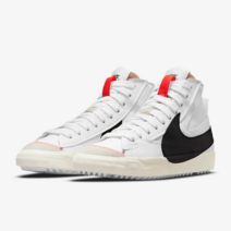 나이키 하이탑 블레이저 미드 77 점보+스포츠양말 증정