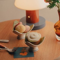 데이오프 도자기 높은 굽 삼각별 찬기 접시 볼 2사이즈, L