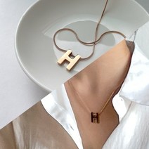가야무역 +1행사 여성 여자 주얼리 써지컬 목걸이 H스네이크 악세서리