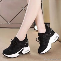 뉴타임즈 펀칭 통기 10cm 속굽 여성 스트랩 웨지힐 화이트 통굽 스니커즈-A13