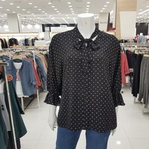 후라밍고 네크 끈 도트블라우스 FMB82140