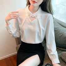 긴소매 와이셔츠 이너웨어 플랫카라 쉬폰 화이트블라우스 여성 겨울 가을 상패 구슬장식 매너 펀칭 상의 3368542500