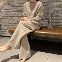 추동 여성 라운드 옆트임 니트 풀오버 와이드 팬츠 바지 투피스