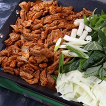 먹사부 국내산 매운 양념 돼지곱창 1kg 손질 돼지 곱창구이 매콤 양념 곱창 볶음 야채 미포함 음식, 매운 양념곱창 1kg