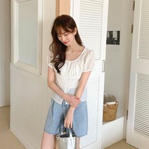 여자 여름 개강룩 대학생 퍼프 반팔 블라우스