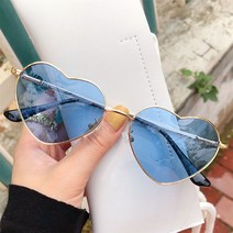 여성 하트 선글라스 빈티지 메탈 프레임 편광 선글라스 트렌디 하트 모양의 안경 UV400 안경