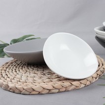 오메가키친 조약돌 찬기 메인요리 앞접시 나눔그릇, 조약돌 찬기 14.5 cm, 화이트