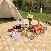 DFMEI 아웃도어 캠핑 캐주얼 피크닉 매트, 170*195cm, 옐로우 바탕에 화이트 도트------- 수납 가방 배달