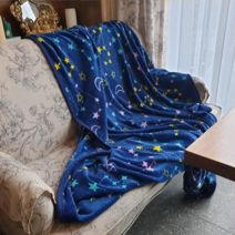 극세사 담요 밍크 담요 부드럽고 따뜻한 무릎담요 캠핑 차박 사무실 독서실