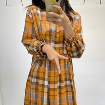 국산 가을 울 루즈핏 체크 셔링 플레어 원피스