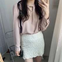 브링미[로맨틱]미아 브이 진주 버튼 초커 포인트 시폰블라우스(4color)