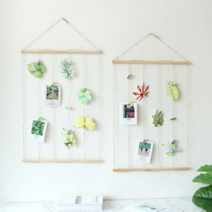 지니홀딩스 1+1 우드 포토 행거 벽걸이 액자 포토 인테리어 소품 나만의 포토존 폴라로이드 사진 엽서 꾸미기, 2개