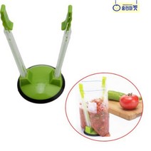 비닐 지퍼백 봉투 봉지 파우치 자루 고정 스틱 집게형 홀더 거치대 흘림 방지 택배 소분 포장 엄마표 음식 반찬 국물 김치 가루 장조림 원두 커피 요리 학원 반찬 가게 자취생 집밥, A 그린