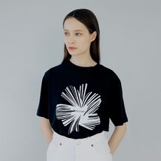 누브 여성용 Flower Print Tee